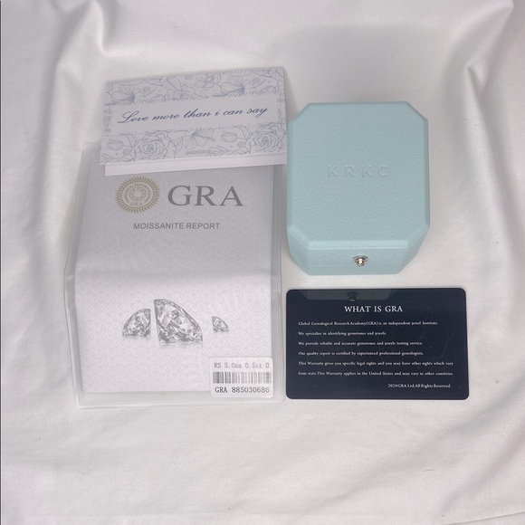 Moissanite .5 Carat Gold over S925 Necklace with GRA NWT - Picture 11 of 11